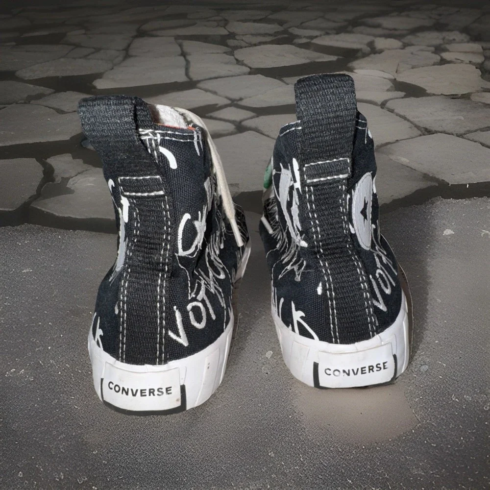 Converse Chuck Taylor All‎ Star High Top Graffiti Not A Chuck Shoes Youth 4
